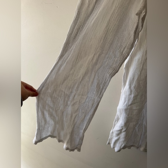 Victoria’s Secret White Beachy Sleeveless Linen Jumpsuit Cover Up - Picture 3 of 4